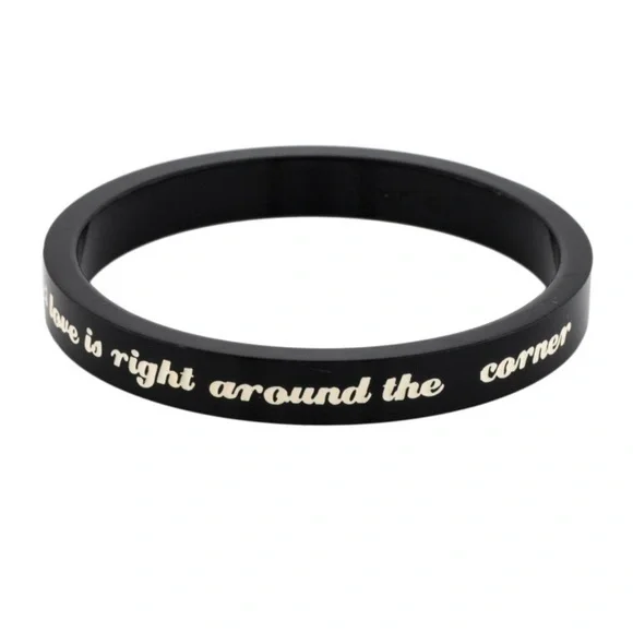 Dolce&Gabbana bracelet Includes Box - Picture 2 of 9